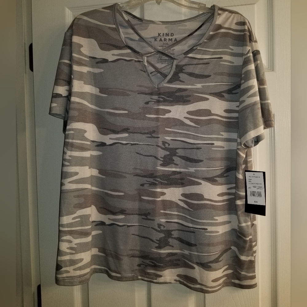 Women's Jrs Kind Karma Hybrid Apparel Camo Criss Cross Vneck Tee T-Shirt Sz XXL